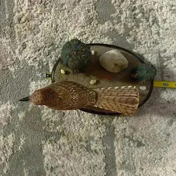 Hand-carved Bird Gene Strupp Cactus Wren - Picture 2 of 8